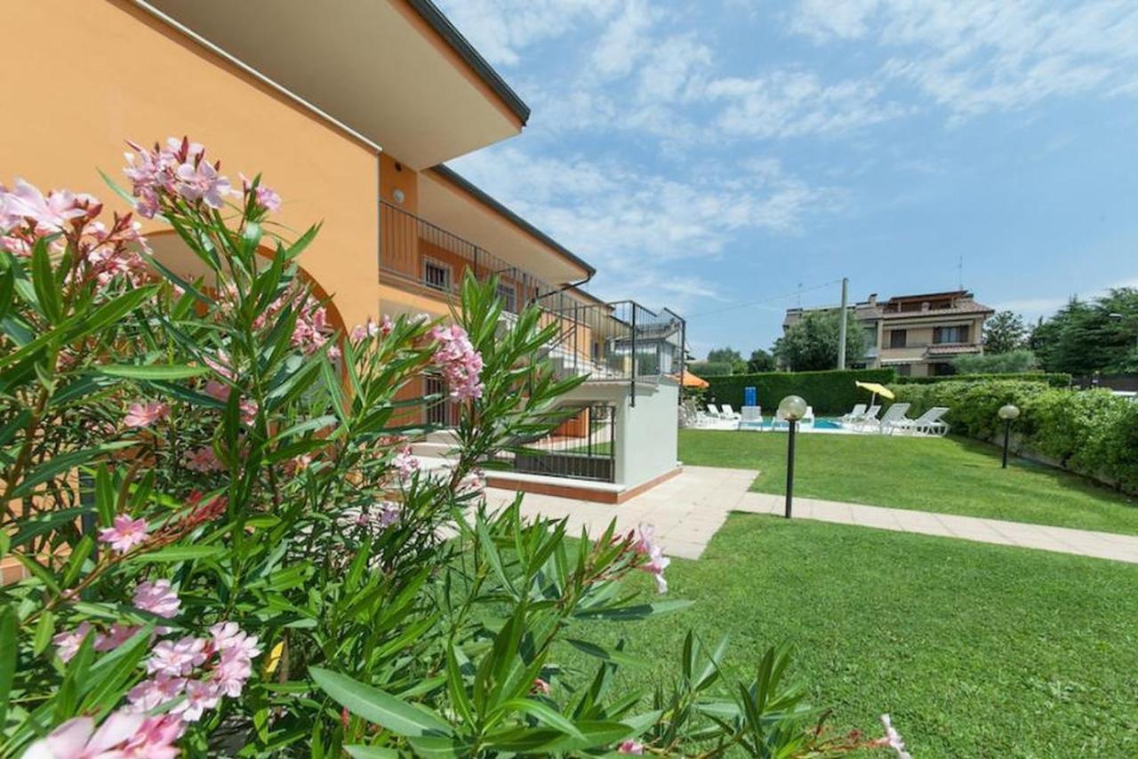 Residence Meridiana 페스키에라델가르다 외부 사진