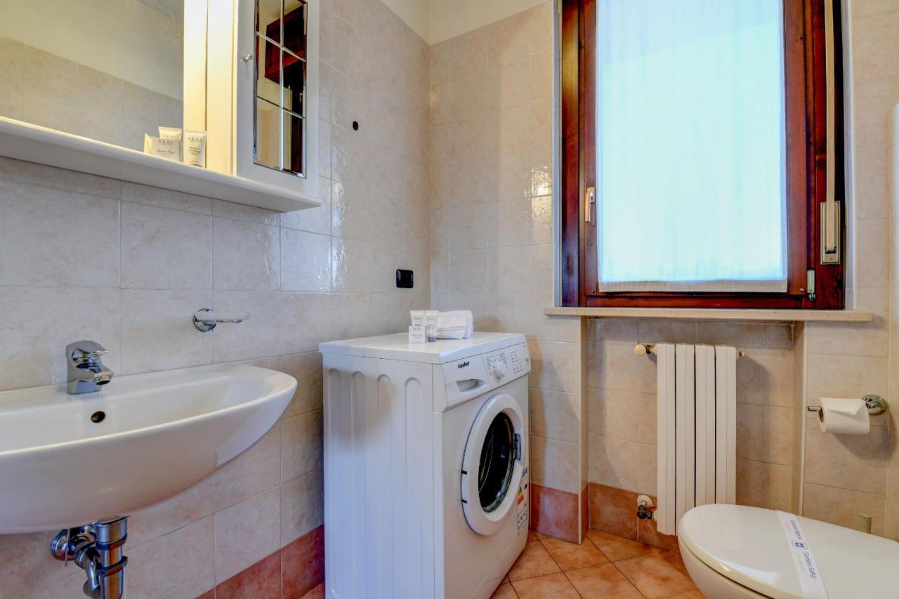 Residence Meridiana 페스키에라델가르다 외부 사진